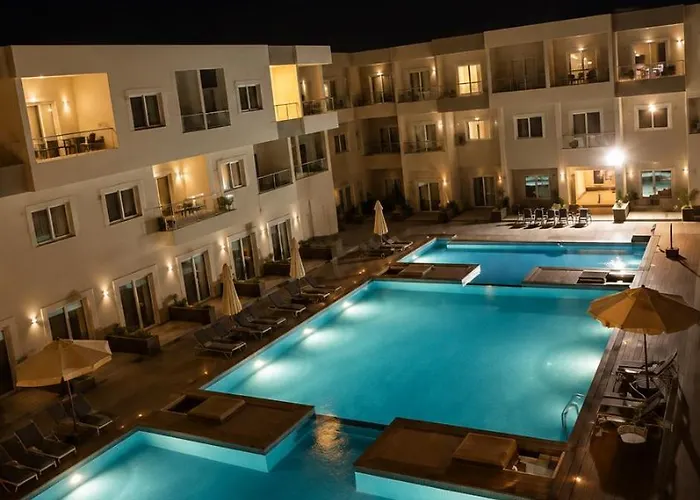 Luxury With Pool In Magawish D109 公寓 洪加達